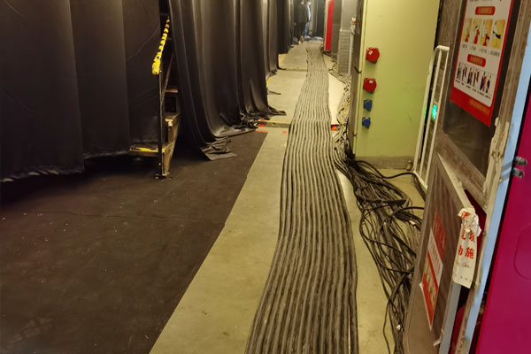 石台柴油发电机组的输出电压可以调节到哪些范围？