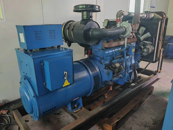 石台100kW柴油发电机组使用多级机油有哪些优缺点？