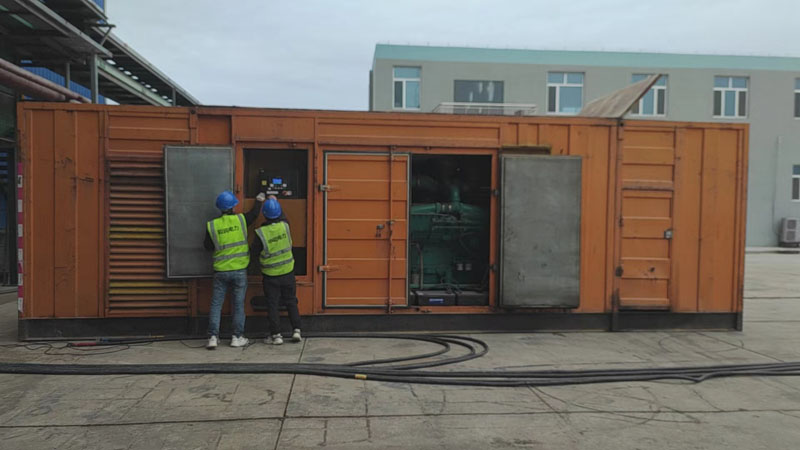 石台如何检查柴油发电机组的机油油位?